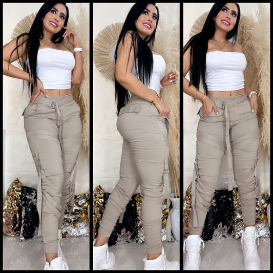 Conjunto Jogger y Crop Top